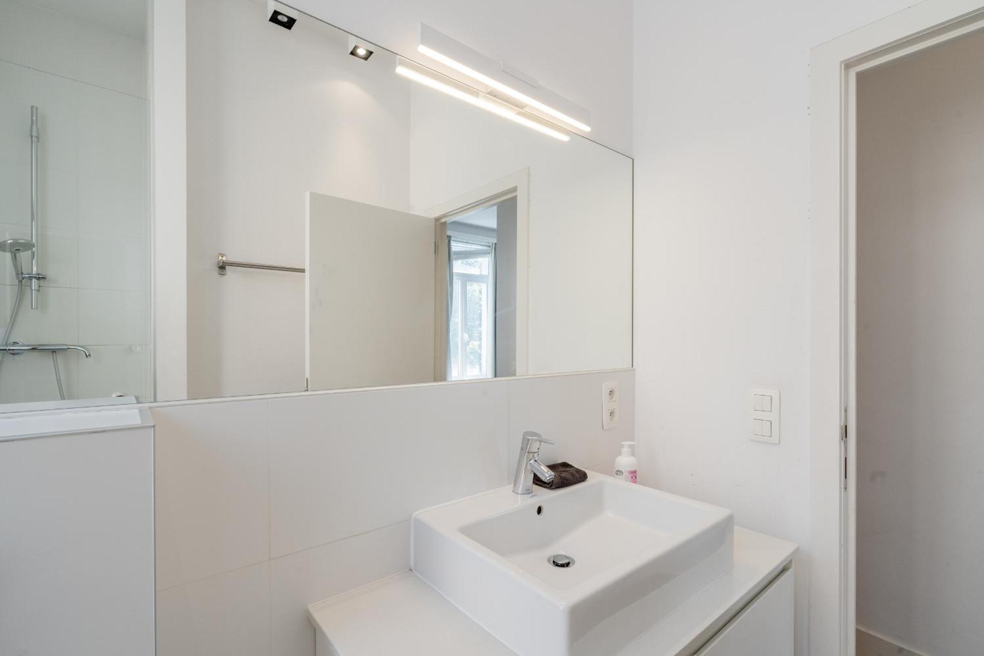 Beautiful Modern Apartment In The Heart Of Antwerp Exterior photo